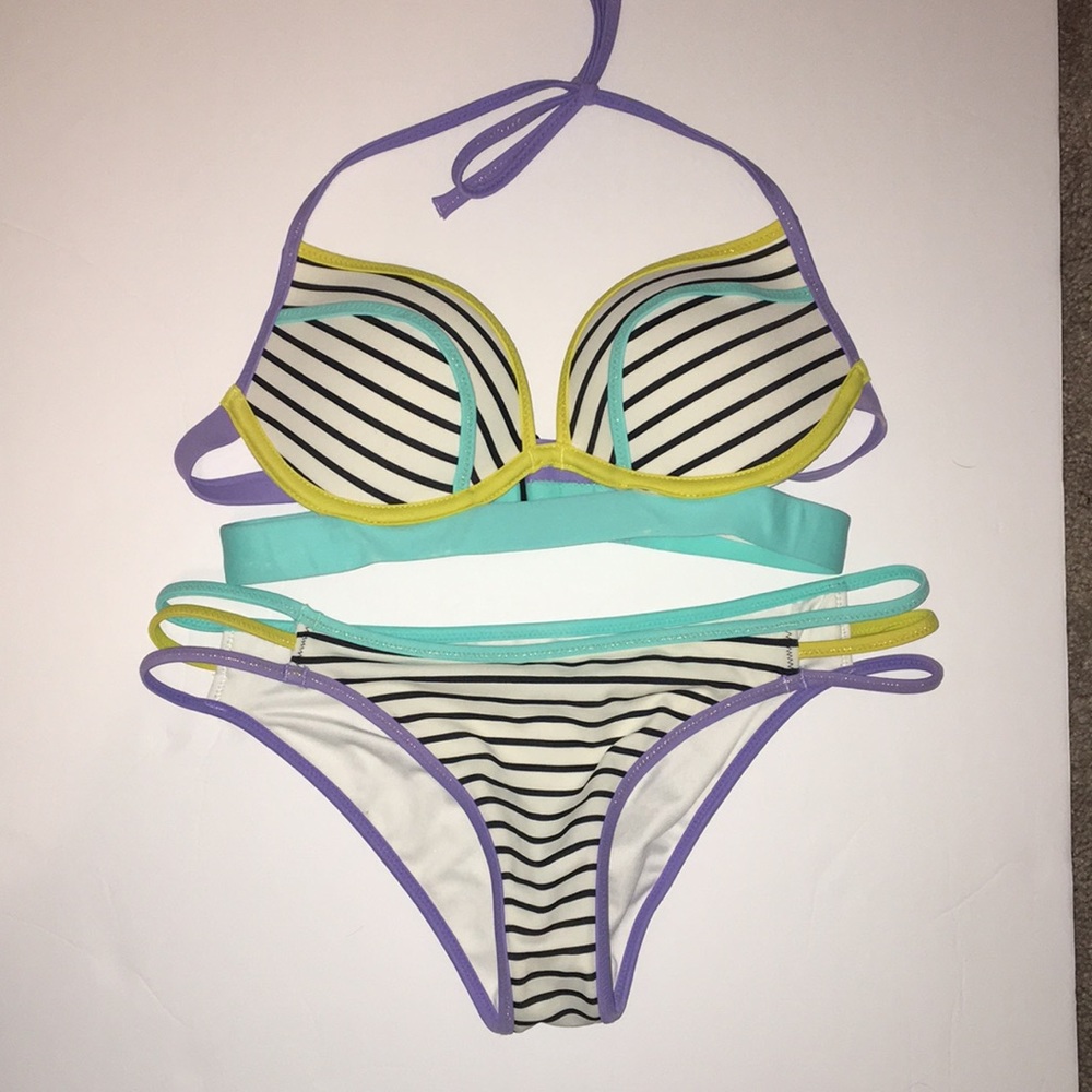 Victoria’s Secret Bikini